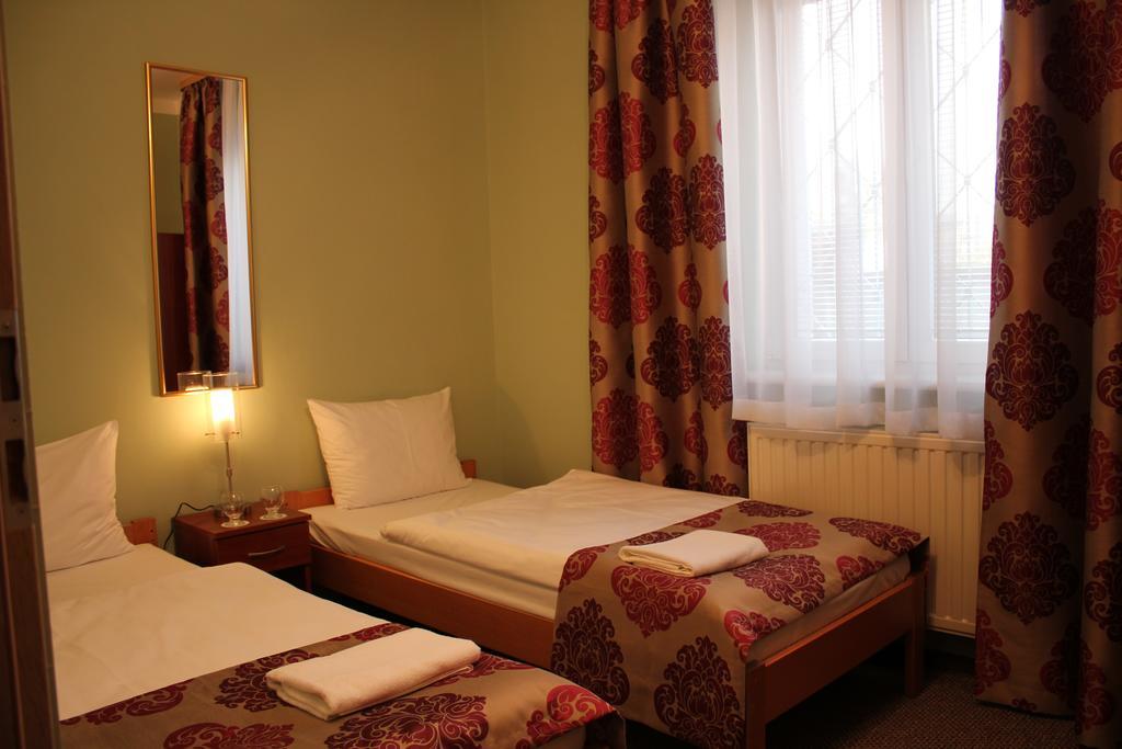 Hostel Biały Dom *